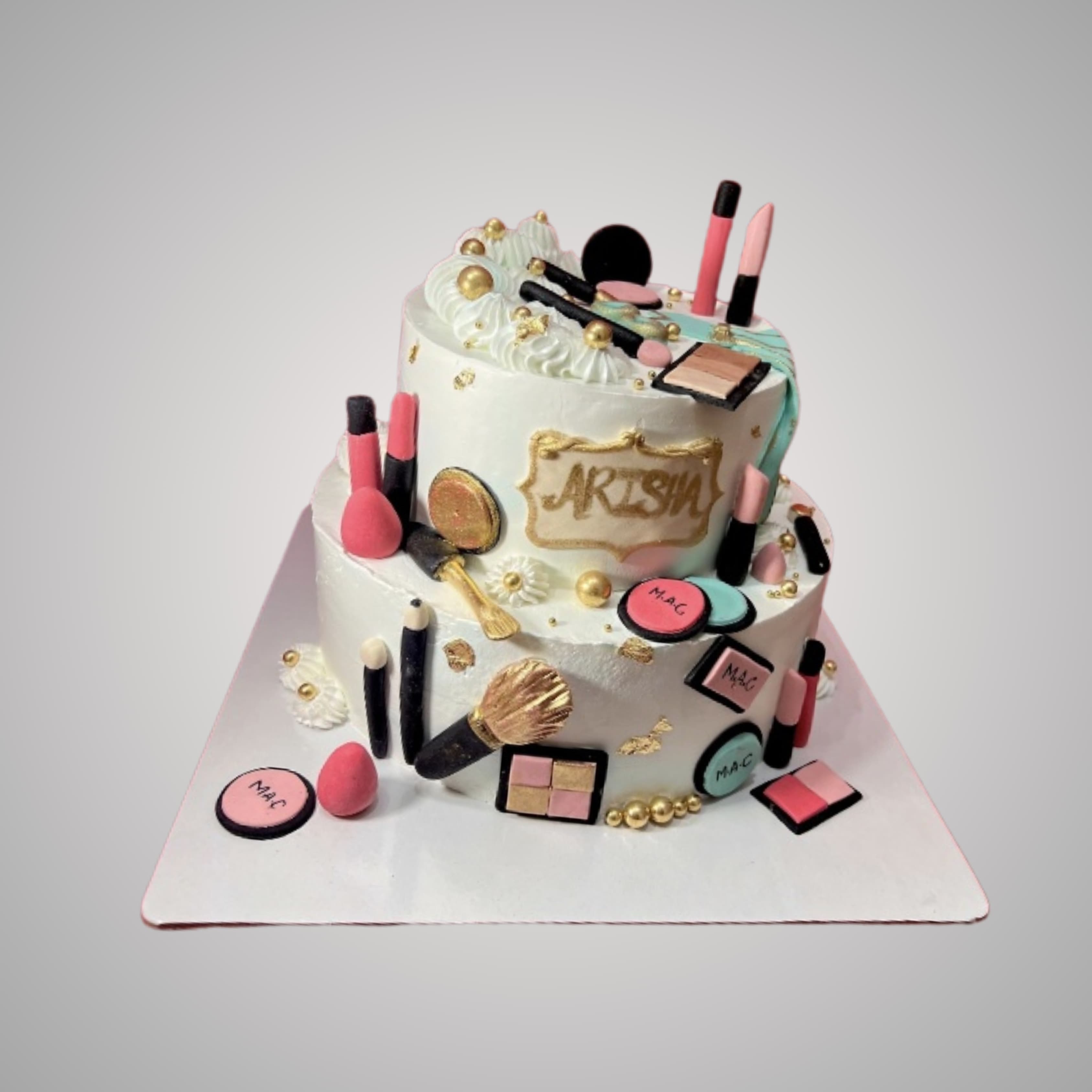 Makeup Cake 3